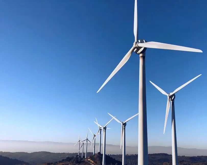 Wind turbine energy generation combined with advanced LiFePO4 battery storage systems for sustainable power solutions.